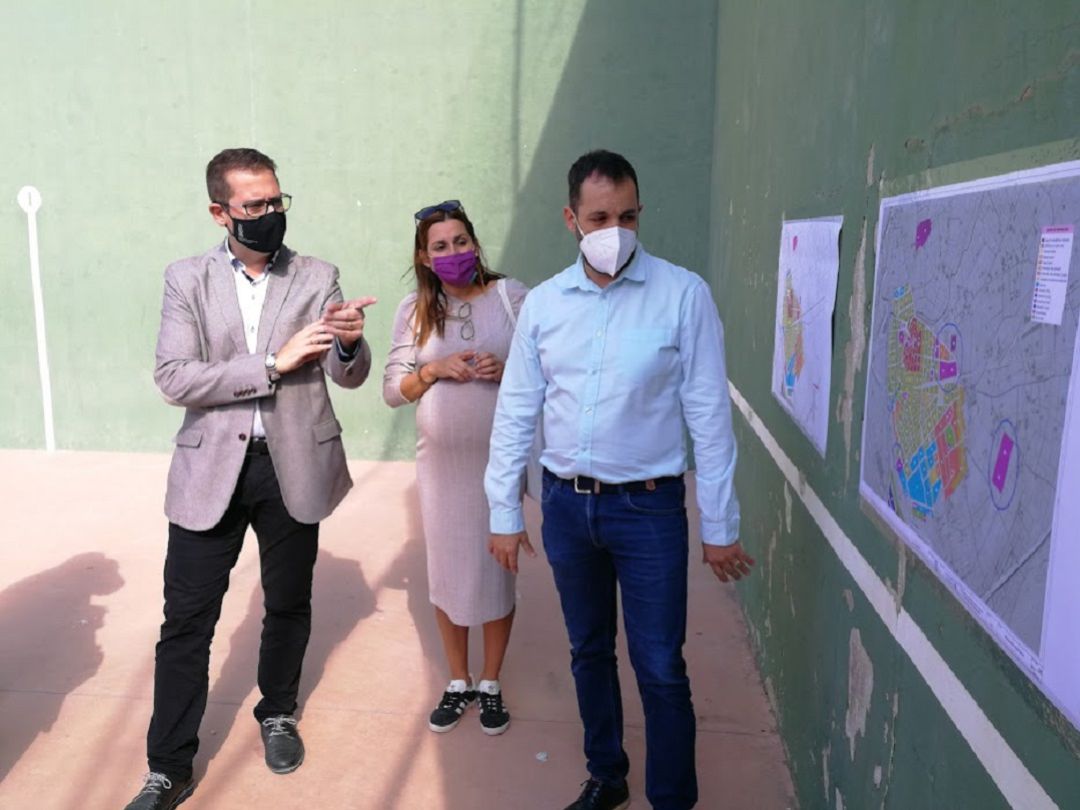 Ondara presenta a Conselleria su proyecto de zona escolar unificada Ondara presenta a Conselleria su proyecto de zona escolar unificada