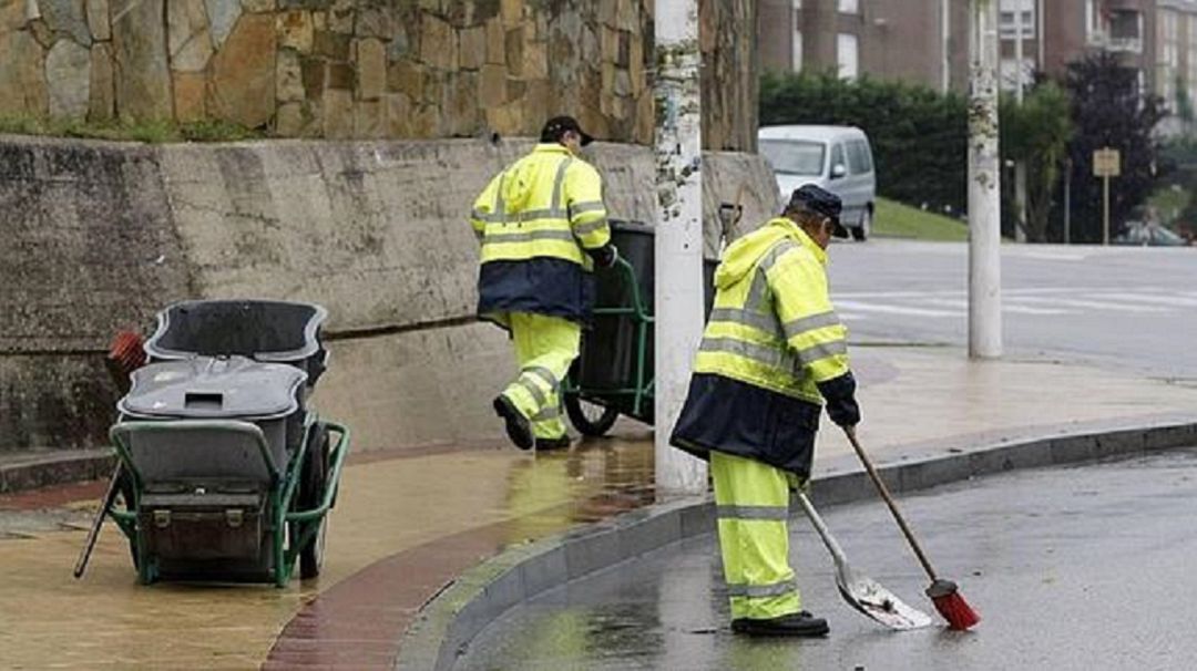 Operarios del servicio de limpieza Operarios del servicio de limpieza