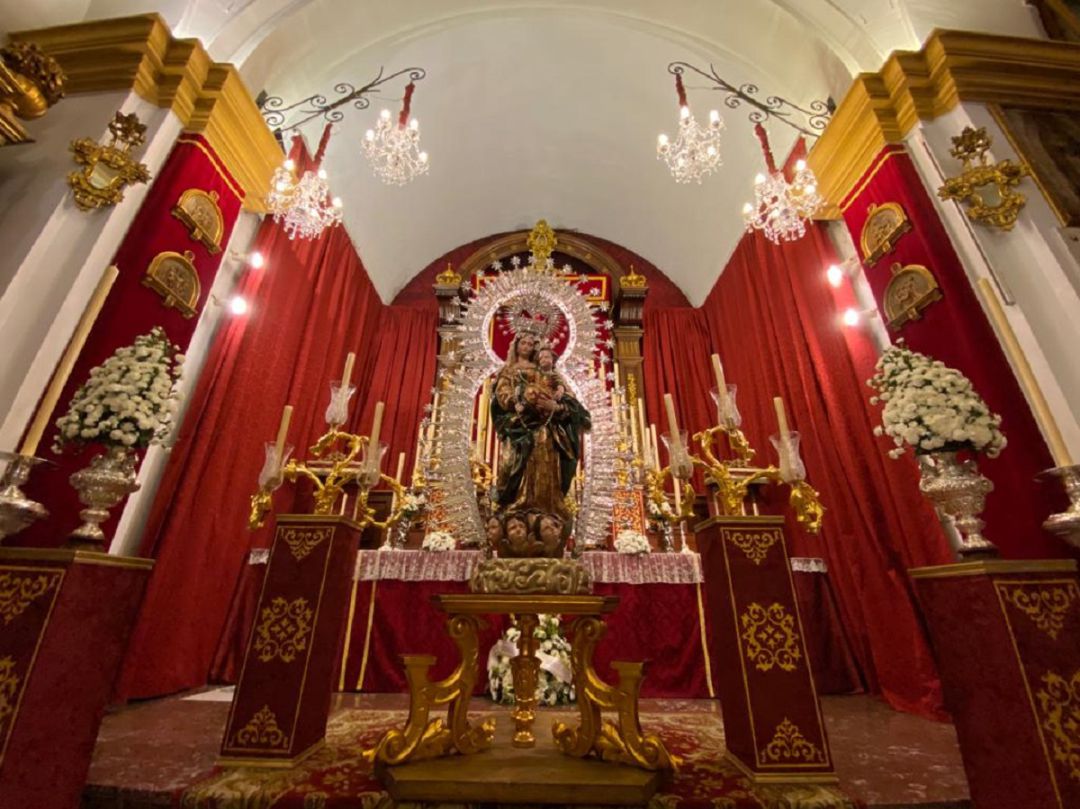 Virgen del Rosario de la Hermandad de Las Aguas. Virgen del Rosario de la Hermandad de Las Aguas.
