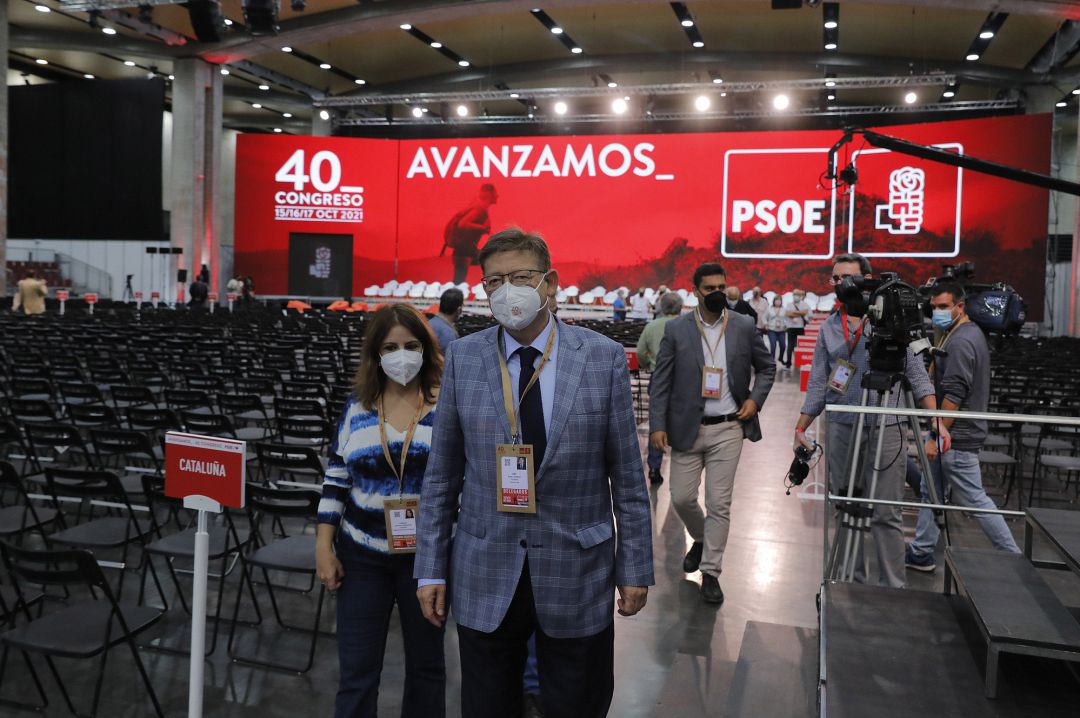 La vicesecretaria general del PSOE, Adriana Lastra, y el presidente de la Comunidad Valenciana, Ximo Puig, en una visita a las instalaciones del 40 Congreso Federal del PSOE, a 15 de octubre de 2021, en Valencia. La vicesecretaria general del PSOE, Adriana Lastra, y el presidente de la Comunidad Valenciana, Ximo Puig, en una visita a las instalaciones del 40 Congreso Federal del PSOE, a 15 de octubre de 2021, en Valencia.