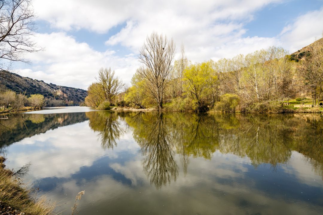 Imagen de archivo del Duero a su paso por Soria Imagen de archivo del Duero a su paso por Soria