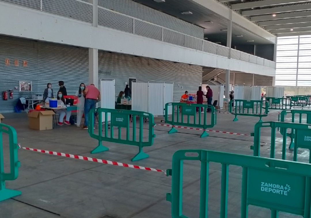 Instalaciones de IFEZA en una jornada anterior de vacunación Instalaciones de IFEZA en una jornada anterior de vacunación