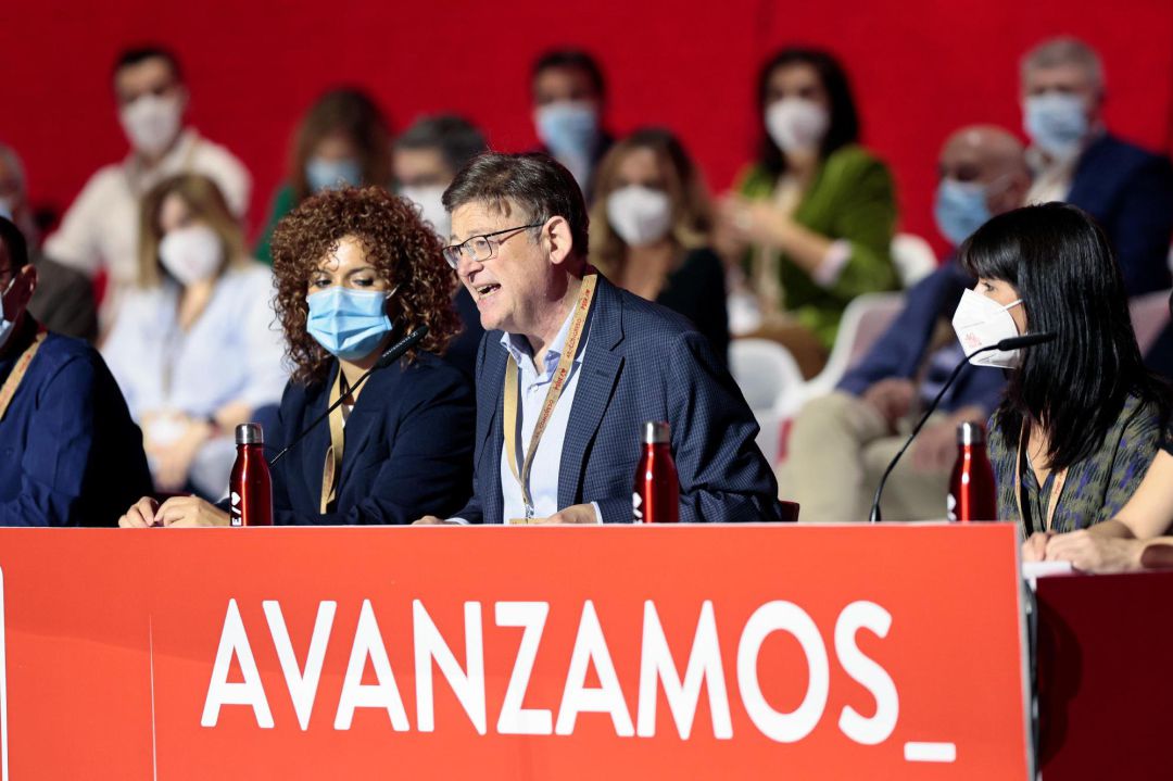 El presidente de la Generalitat Valenciana y Secretario General del PSPV, Ximo Puig, interviene en la segunda jornada del Congreso Federal del PSOE que se celebra en las instalaciones de Feria Valencia. El presidente de la Generalitat Valenciana y Secretario General del PSPV, Ximo Puig, interviene en la segunda jornada del Congreso Federal del PSOE que se celebra en las instalaciones de Feria Valencia.