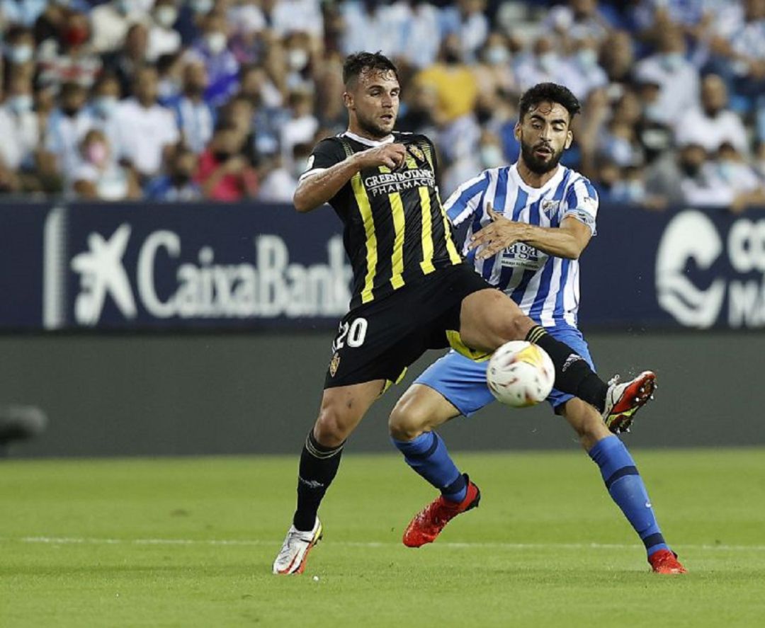 Alvaro Giménez recuperó la titularidad en La Rosaleda Alvaro Giménez recuperó la titularidad en La Rosaleda