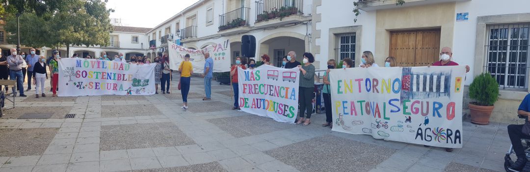 Concentración por la movilidad en Guadalcacín Concentración por la movilidad en Guadalcacín