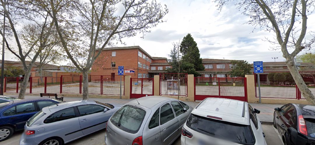 Exterior de un colegio bilingüe en Getafe Exterior de un colegio bilingüe en Getafe