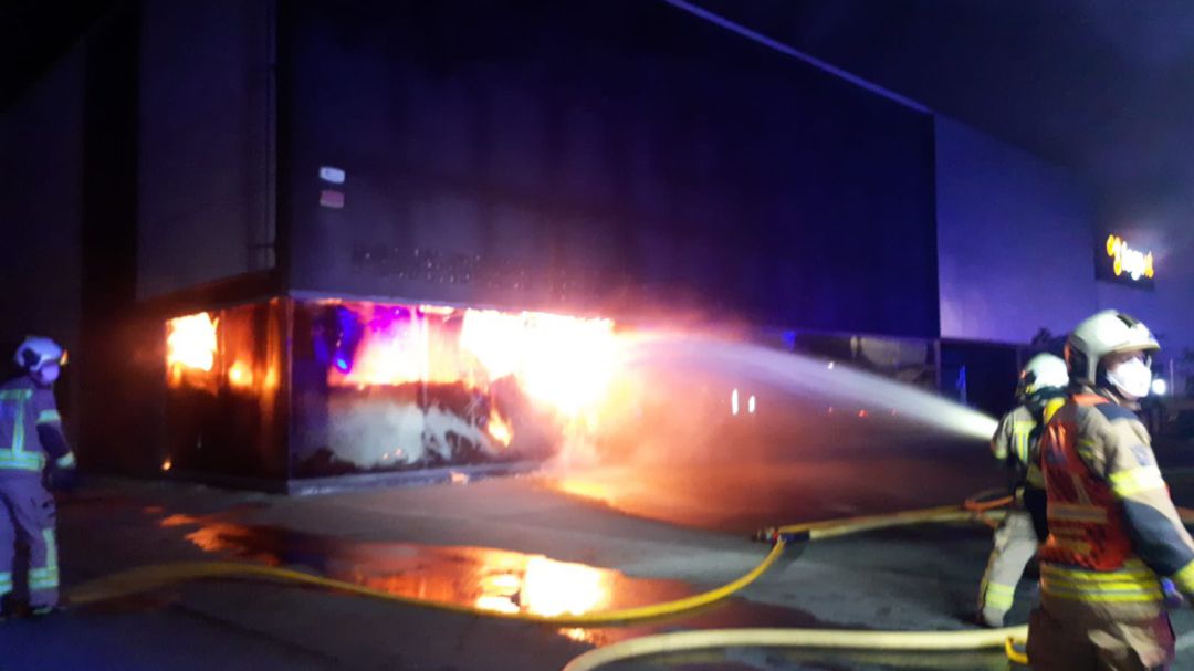 En el operativo han participado bomberos de Nanclares, Espejo y Vitoria En el operativo han participado bomberos de Nanclares, Espejo y Vitoria