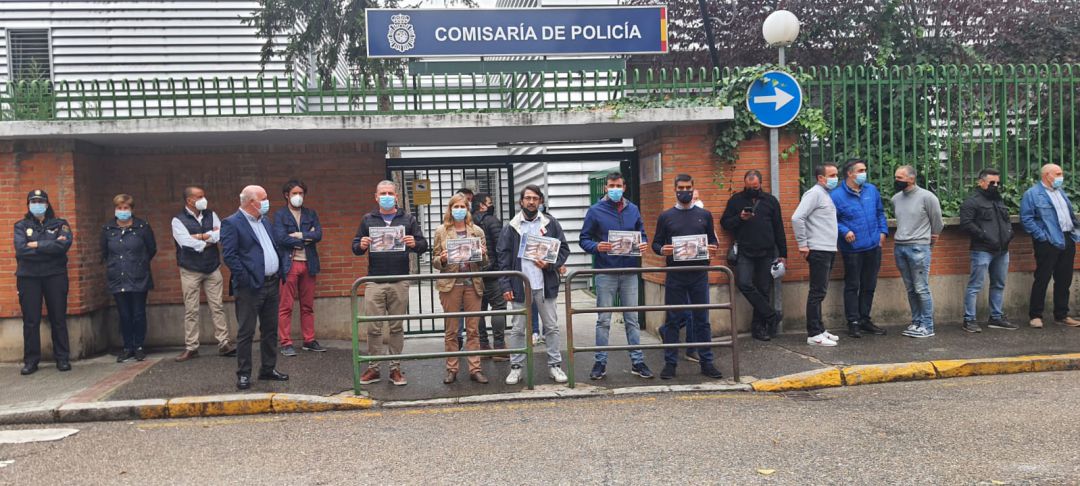 Concentración del sindicato SUP en la comisaría de la calle Gerona de Valladolid Concentración del sindicato SUP en la comisaría de la calle Gerona de Valladolid