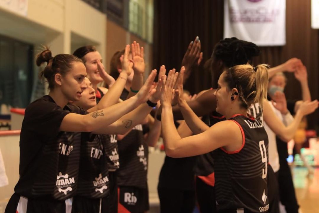 A FIBA non apraza o partido da Eurocup malia a falta de efectivos A FIBA non apraza o partido da Eurocup malia a falta de efectivos