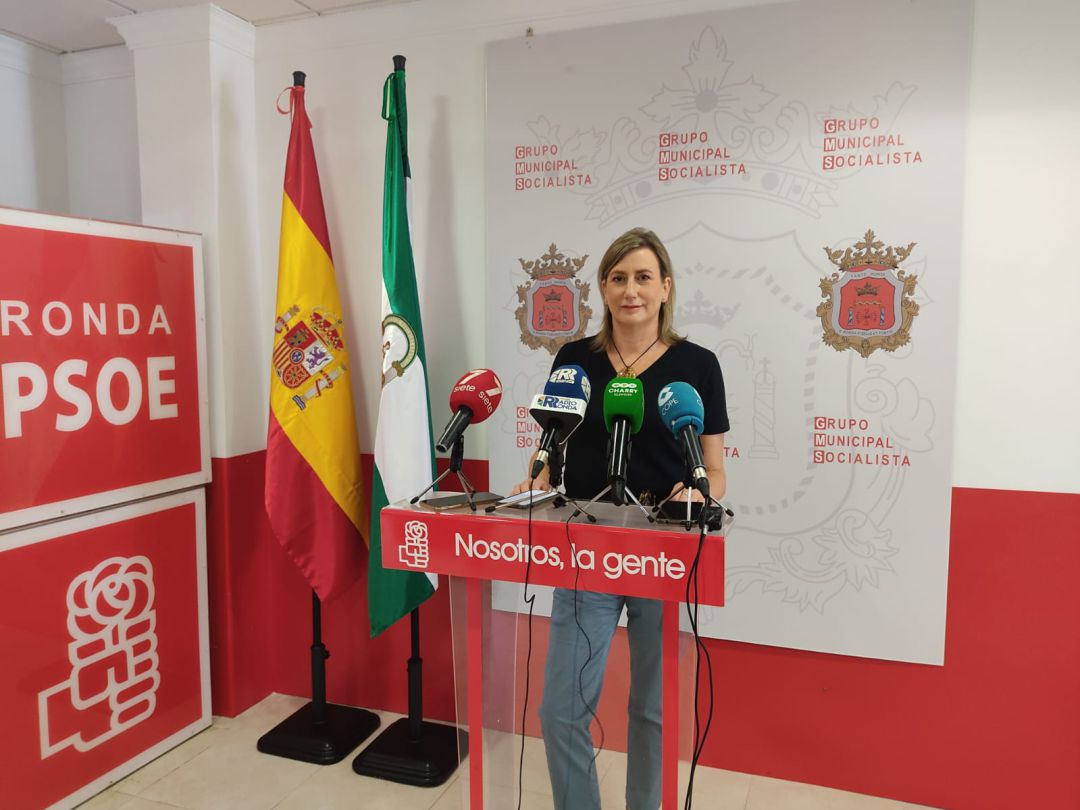 Isabel Aguilera, portavoz socialista en Ronda en la Casa del Pueblo Isabel Aguilera, portavoz socialista en Ronda en la Casa del Pueblo