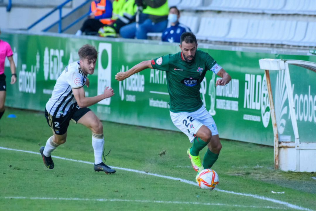 Joselu será una de las amenazas del cuadro verde Joselu será una de las amenazas del cuadro verde