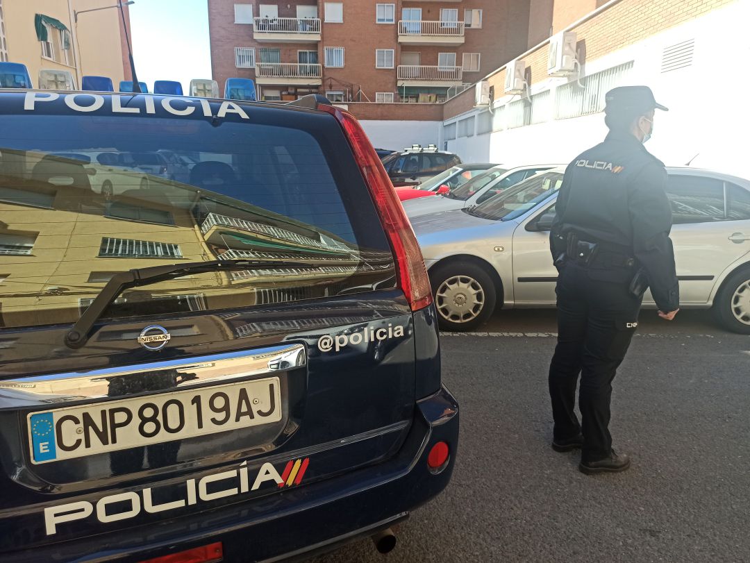Patrulla Policía en el barrio de La Esperanza Patrulla Policía en el barrio de La Esperanza