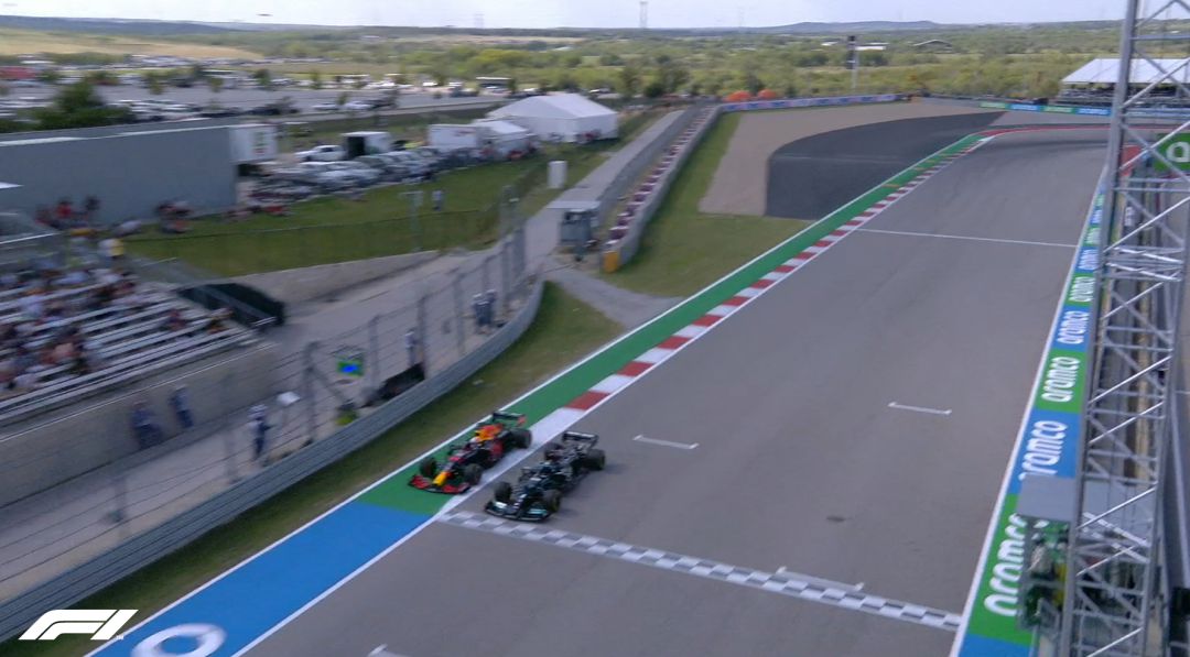 Max Verstappen y Lewis Hamilton en el circuito de Austin Max Verstappen y Lewis Hamilton en el circuito de Austin