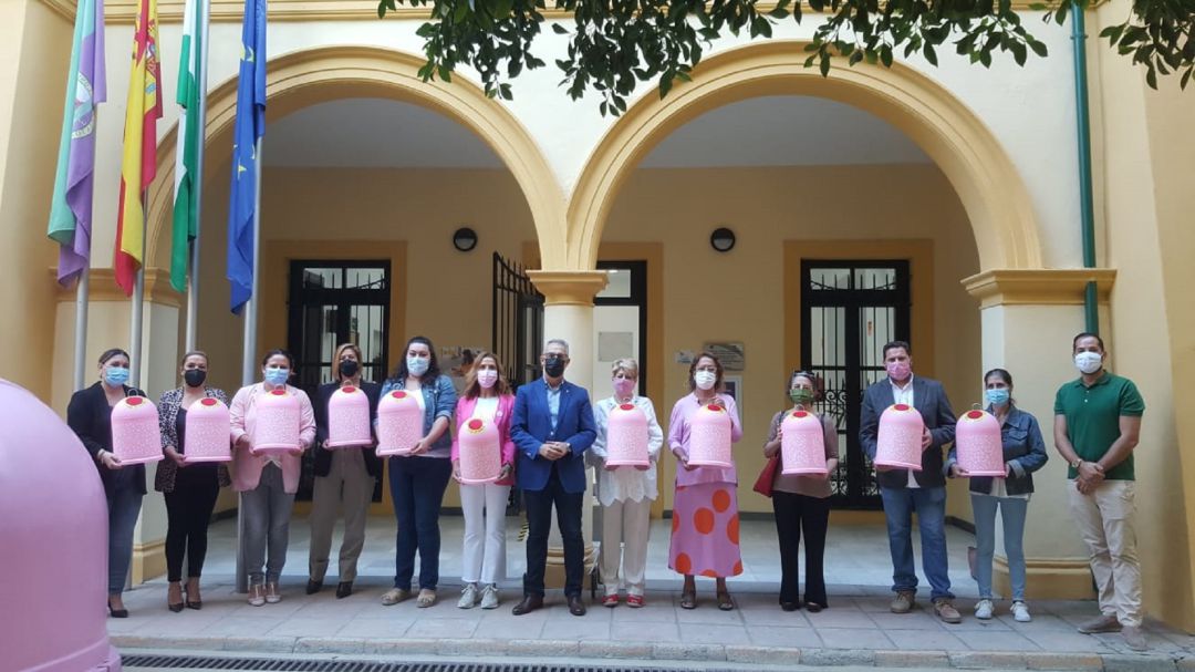 Un momento de la presentación. Un momento de la presentación.