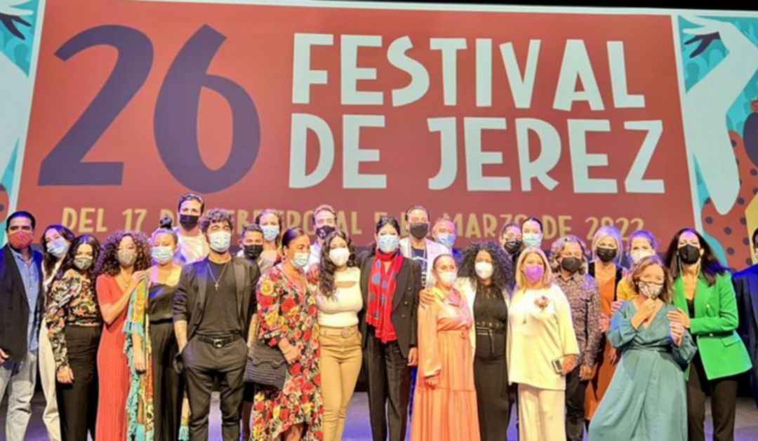 Foto de familia durante la presentación del 26 Festival de Jerez Foto de familia durante la presentación del 26 Festival de Jerez