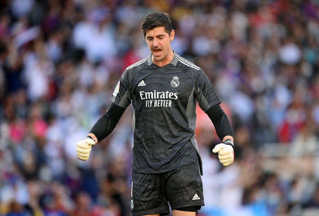 Thibaut Courtois celebrando un gol del Real Madrid Thibaut Courtois celebrando un gol del Real Madrid
