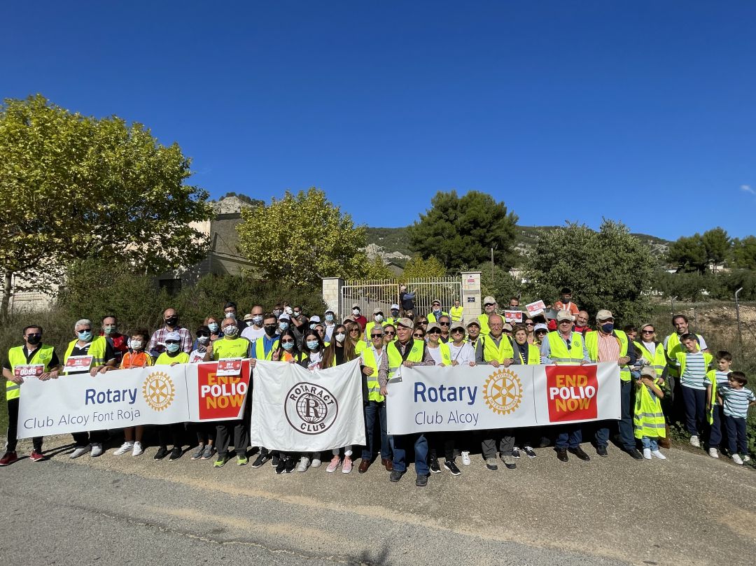 Participantes en la carrera contra la polio en Alcoy Participantes en la carrera contra la polio en Alcoy
