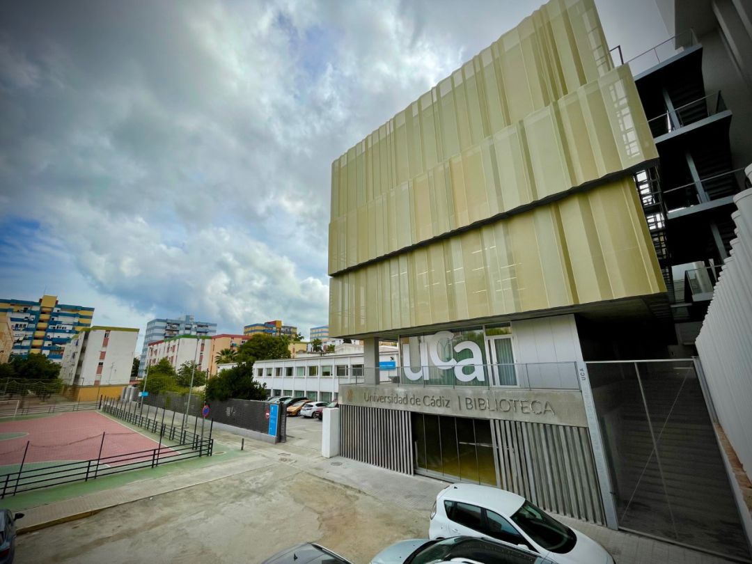 Biblioteca. Biblioteca.