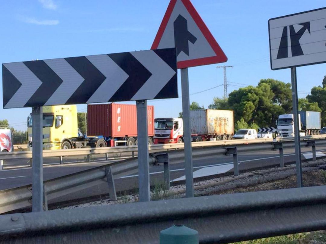 Retenciones kilométricas en la A31 en dirección Alicante Retenciones kilométricas en la A31 en dirección Alicante