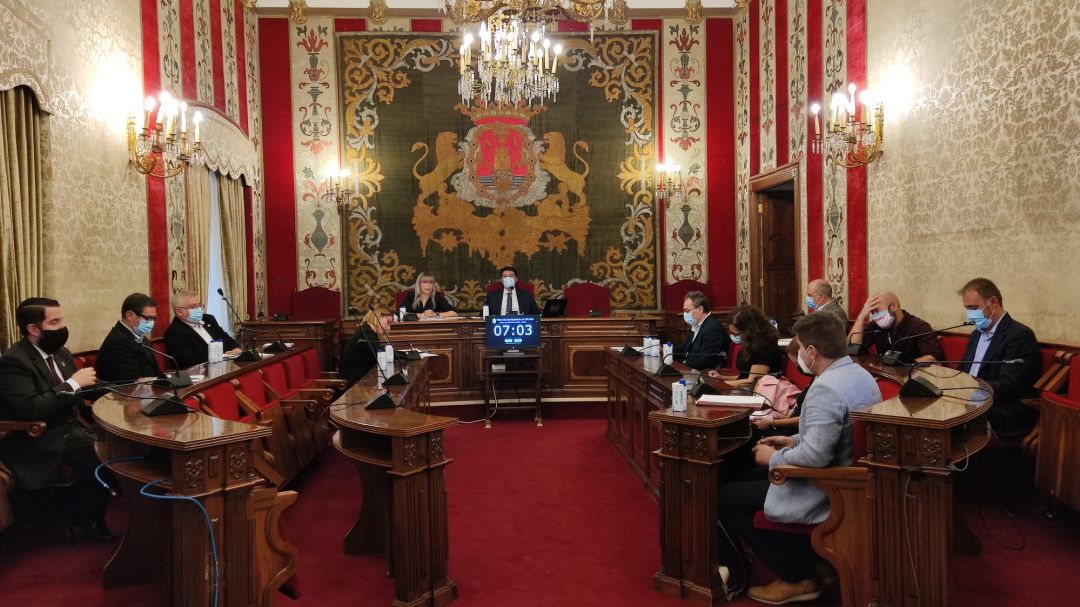 Un momento de la sesión plenaria del Debate de Estado de la Ciudad de Alicante Un momento de la sesión plenaria del Debate de Estado de la Ciudad de Alicante