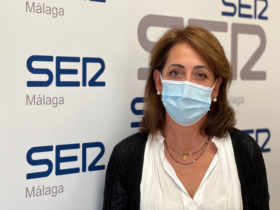 La catedrática de Derecho Internacional y especialista en terrorismo islámico, Ana Salinas, en los estudios de Ser Málaga La catedrática de Derecho Internacional y especialista en terrorismo islámico, Ana Salinas, en los estudios de Ser Málaga