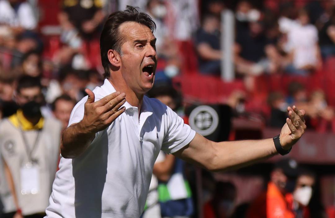 Julen Lopetegui se queja tras una acción frente al Mallorca Julen Lopetegui se queja tras una acción frente al Mallorca