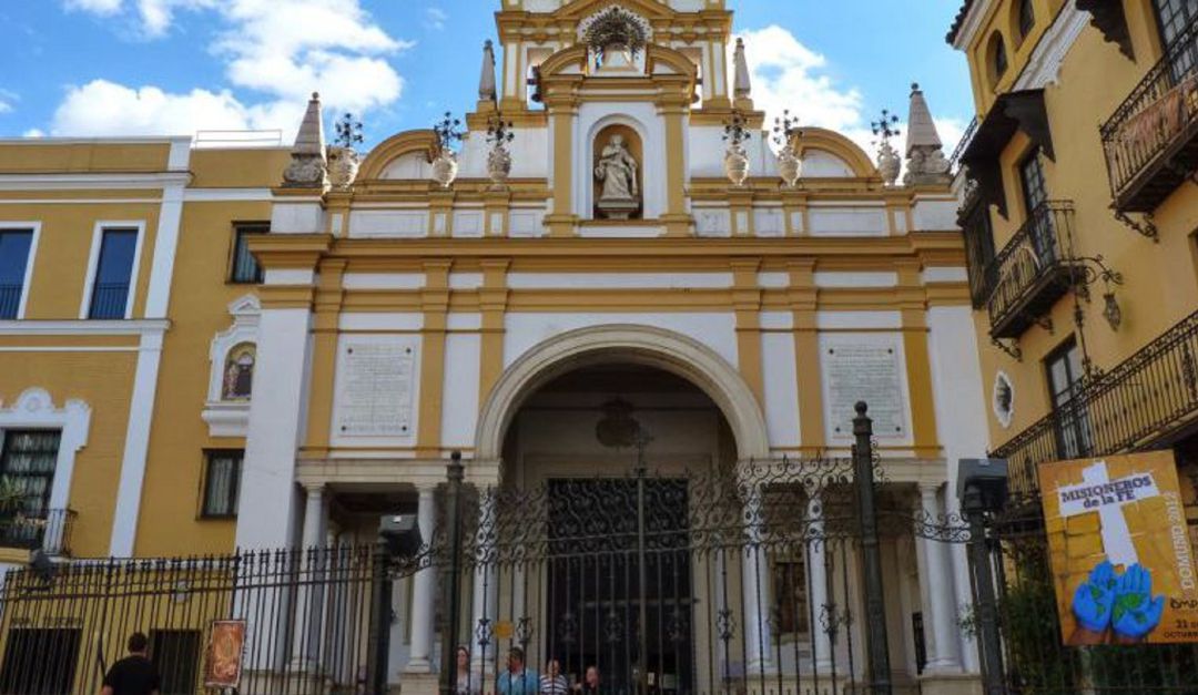Imagen de archivo de la basílica de la Macarena. Imagen de archivo de la basílica de la Macarena.