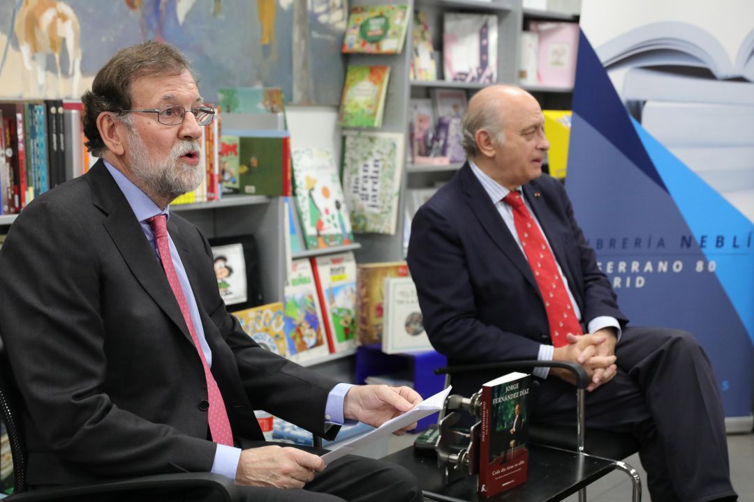 El exministro Jorge Fernández Díaz junto al expresidente Mariano Rajoy, en una imagen de 2019. El exministro Jorge Fernández Díaz junto al expresidente Mariano Rajoy, en una imagen de 2019.