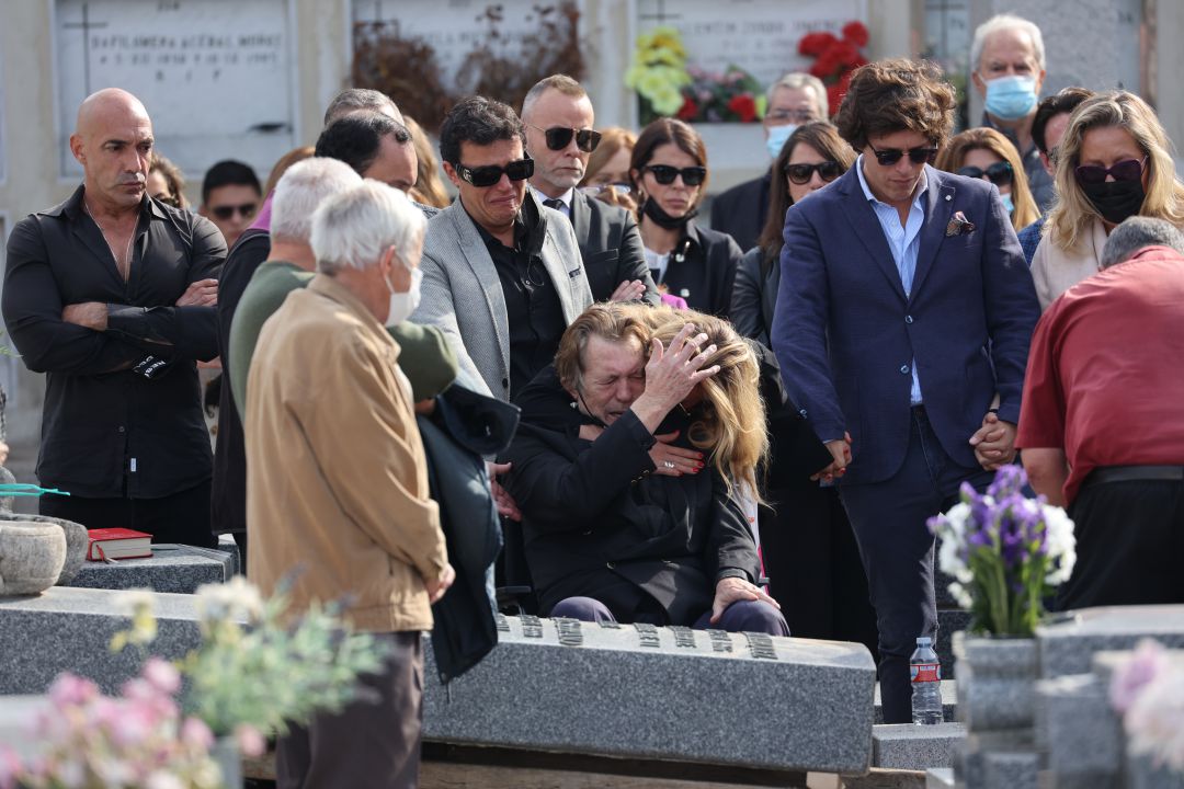 Familiares y amigos de Concha Márquez Piquer en el funeral Familiares y amigos de Concha Márquez Piquer en el funeral