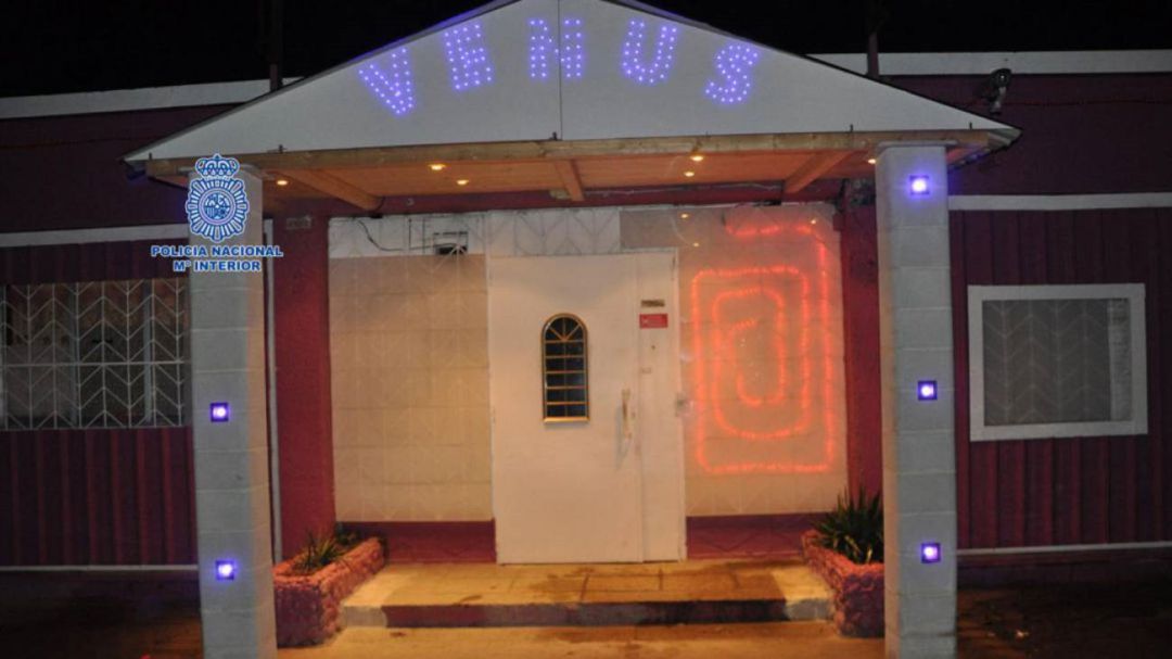 El club Venus está ubicado en la localidad de Almázcara, en Congosto El club Venus está ubicado en la localidad de Almázcara, en Congosto