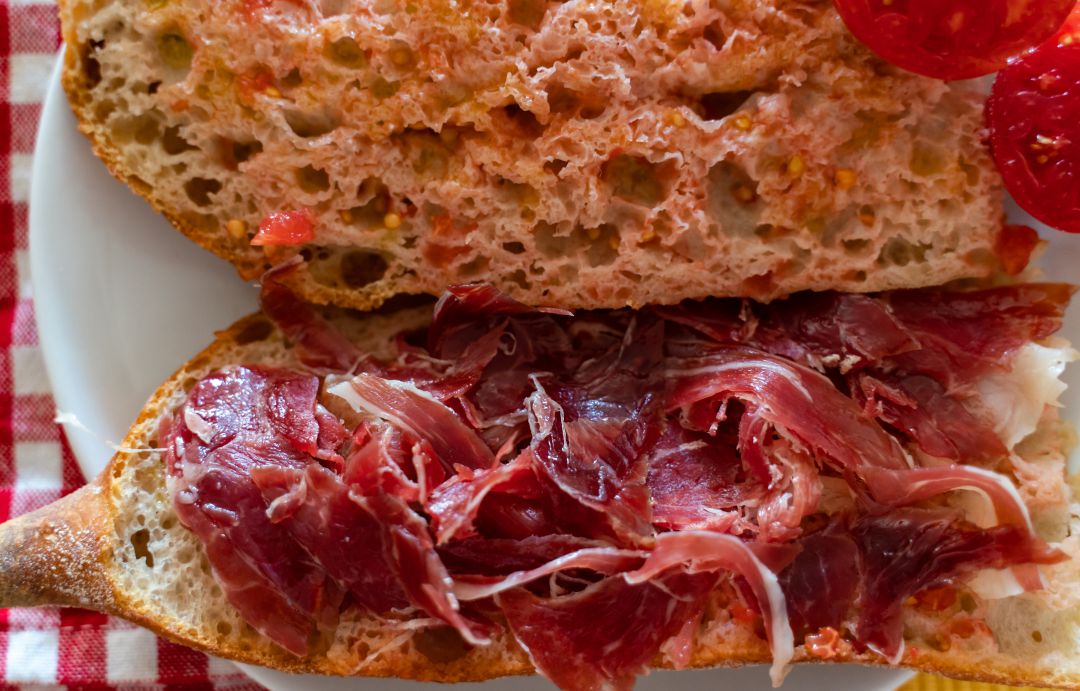 El desayuno no puede faltar para afrontar el día. El desayuno no puede faltar para afrontar el día.