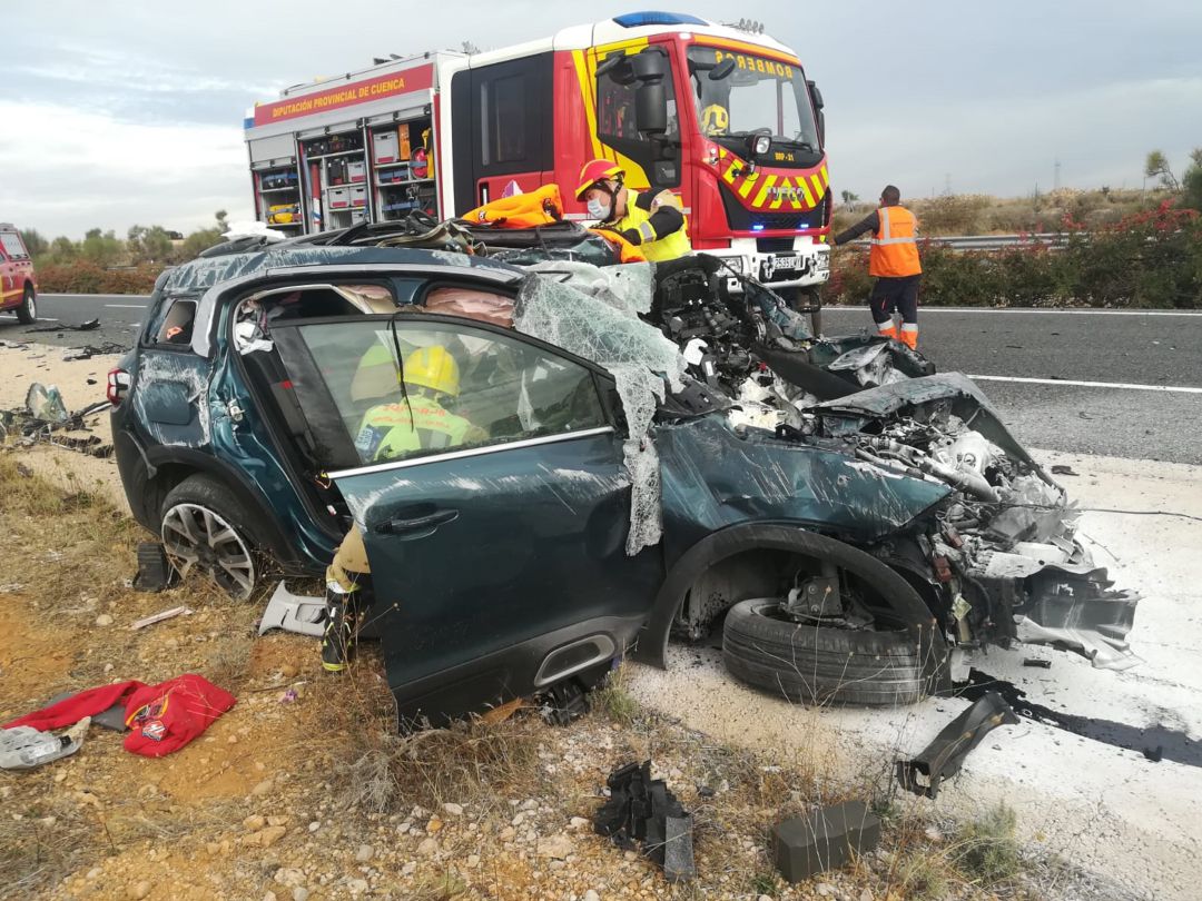 Dos mujeres heridas graves en un accidente a la altura de El Peral Dos mujeres heridas graves en un accidente a la altura de El Peral