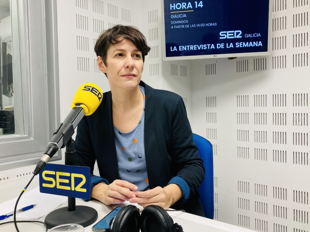 La portavoz del BNG, Ana Pontón, durante la entrevista en el estudio de Radio Galicia. La portavoz del BNG, Ana Pontón, durante la entrevista en el estudio de Radio Galicia.