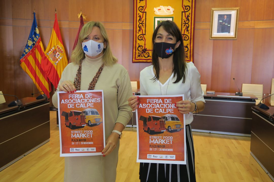 Ana Sala y Rebeca Merchan, alcaldesa y concejala, presentan la I Feria de Asociaciones de Calp Ana Sala y Rebeca Merchan, alcaldesa y concejala, presentan la I Feria de Asociaciones de Calp