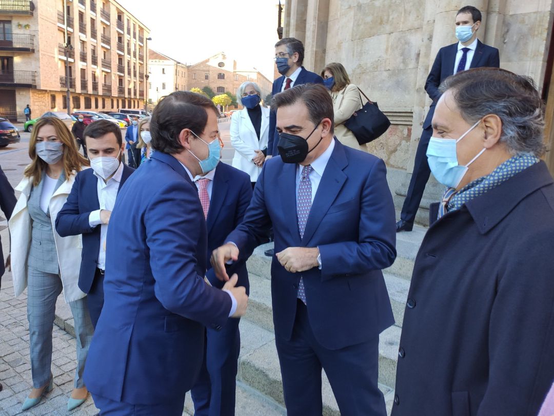 Alfonso Fernández Mañueco a su llegada al Foro de Educación en Salamanca Alfonso Fernández Mañueco a su llegada al Foro de Educación en Salamanca