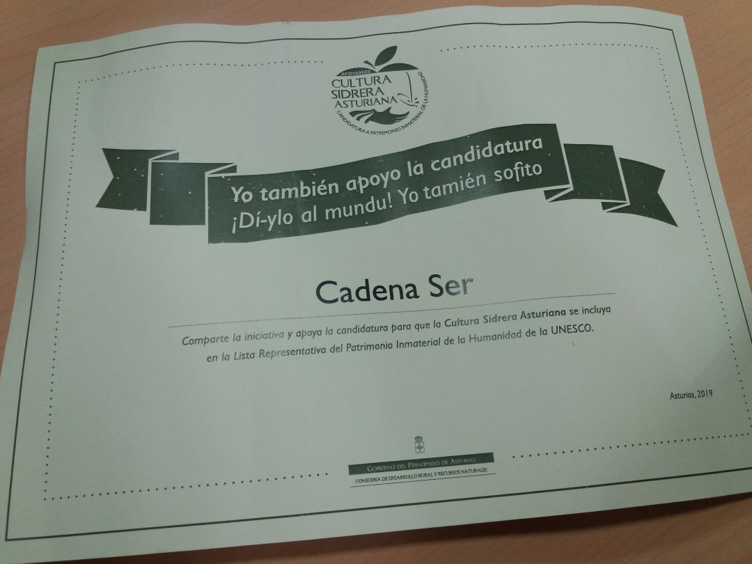 Nuestra emisora respalda la candidatura asturiana como reconoce este diploma entregado el año 2019 Nuestra emisora respalda la candidatura asturiana como reconoce este diploma entregado el año 2019