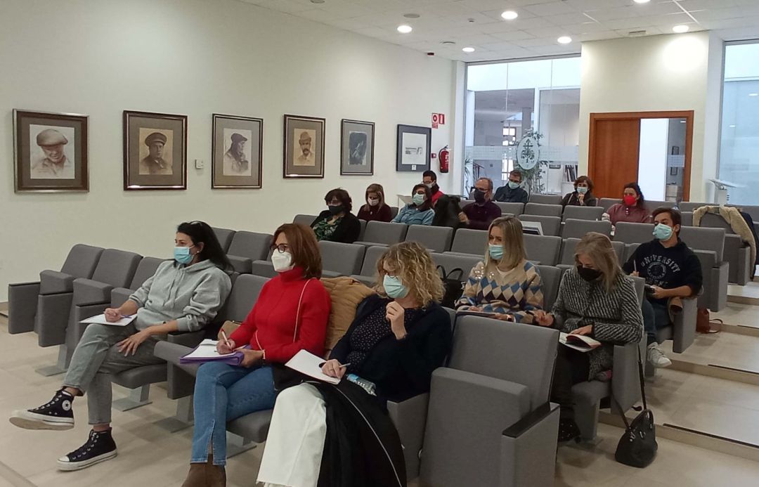 Asistentes a la última Comisión Asistentes a la última Comisión