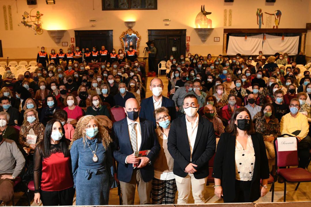 Autoridades ante las personas reconocidas Autoridades ante las personas reconocidas