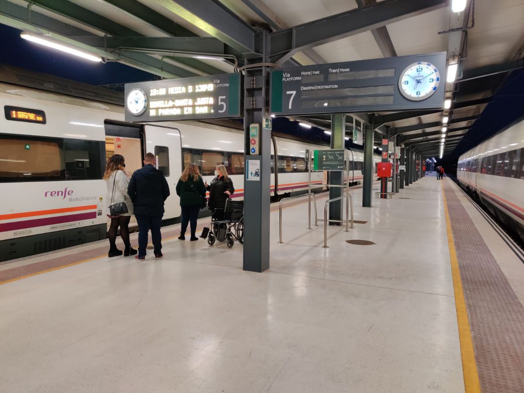 Imagen de la estación de tren de Huelva Imagen de la estación de tren de Huelva