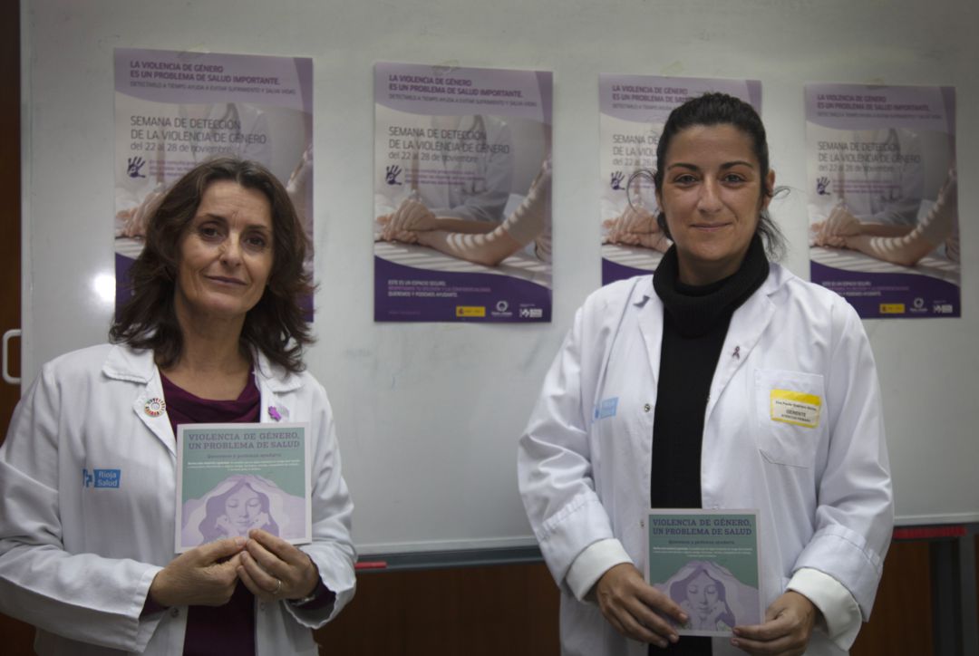 La gerente de Atención Primaria, Paula Guerrero y la doctora en Trabajo Social y coordinadora de la comisión técnica contra la violencia de género. La gerente de Atención Primaria, Paula Guerrero y la doctora en Trabajo Social y coordinadora de la comisión técnica contra la violencia de género.