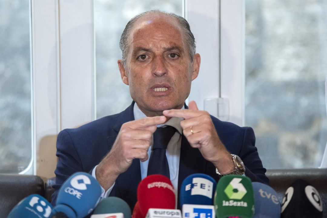 Francisco Camps durante la rueda de prensa de este miércoles Francisco Camps durante la rueda de prensa de este miércoles