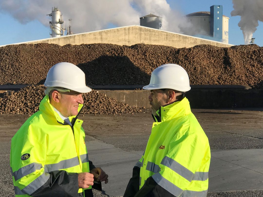 El consejero de Agricultura. Jesús Julio Carnero, ha visitado las instalaciones de ACOR El consejero de Agricultura. Jesús Julio Carnero, ha visitado las instalaciones de ACOR