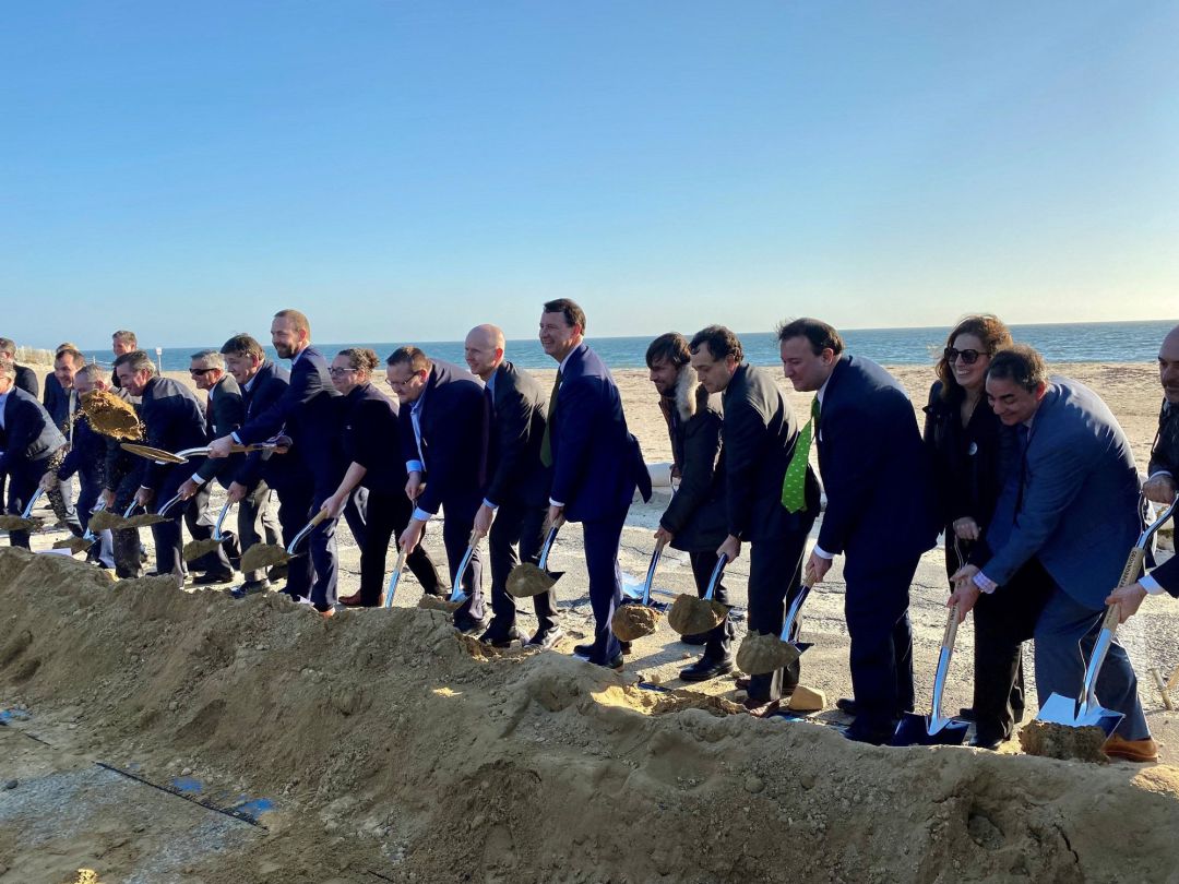 Iberdrola inicia la construcción del primer gran parque eólico marino de EEUU
Iberdrola inicia la construcción del primer gran parque eólico marino de EEUU