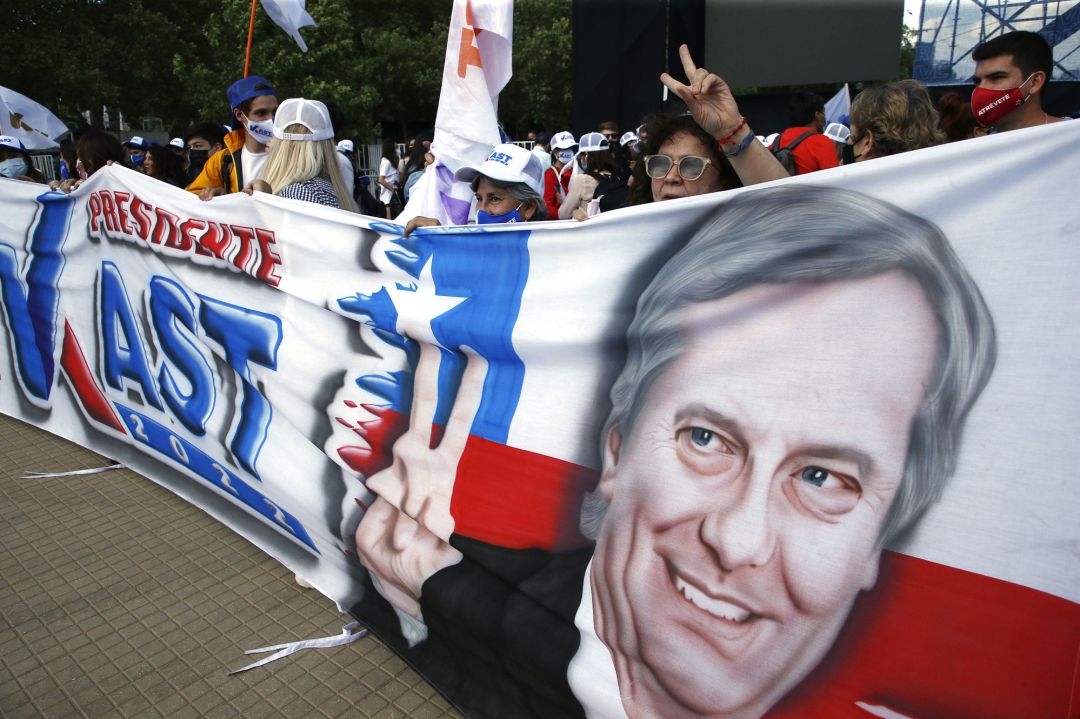 En Santiago de Chile una marcha en pro del candidato de la ultraderecha Jose Antonio Kast, líder del partido Republicano En Santiago de Chile una marcha en pro del candidato de la ultraderecha Jose Antonio Kast, líder del partido Republicano