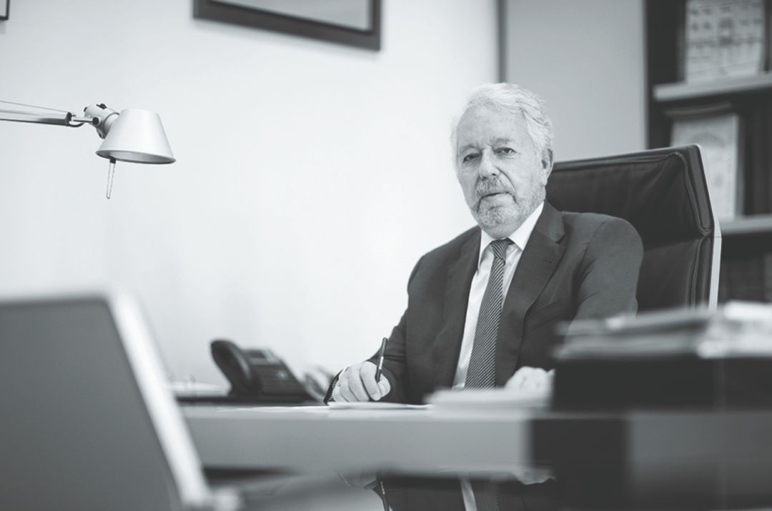 Presidente del Colegio de Aparejadores de Madrid Presidente del Colegio de Aparejadores de Madrid