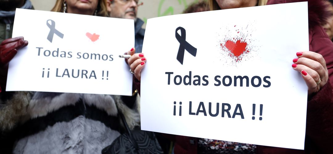 Minuto de silencio en León en repulsa al asesinato de la profesora zamorana Laura Luelmo en El Campillo (Huelva) Minuto de silencio en León en repulsa al asesinato de la profesora zamorana Laura Luelmo en El Campillo (Huelva)