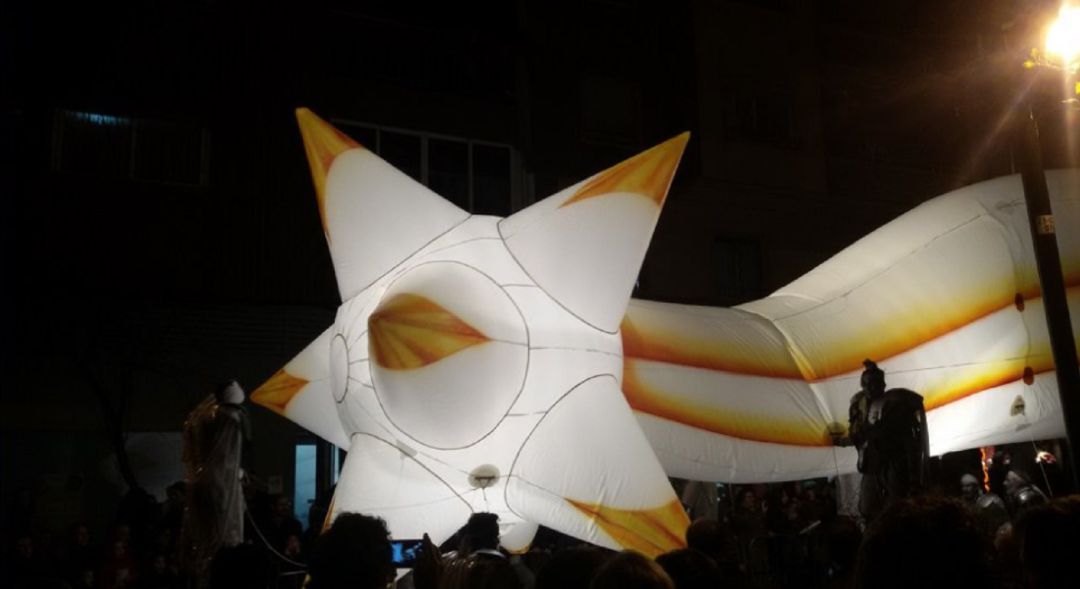 Estrella que guía a los Reyes Magos en la cabalgata de 2018 Estrella que guía a los Reyes Magos en la cabalgata de 2018