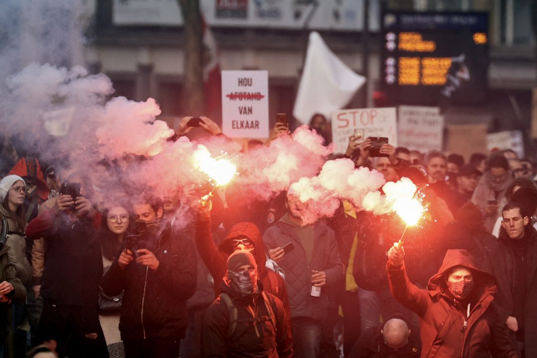 Incidentes en una manifestación contra las medidas 'anticovid' en Bruselas. Incidentes en una manifestación contra las medidas 'anticovid' en Bruselas.
