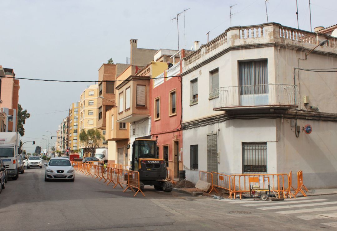 El regidor de Servicios Públicos, Vicente Aparisi, repasa las principales actuaciones inminentes El regidor de Servicios Públicos, Vicente Aparisi, repasa las principales actuaciones inminentes