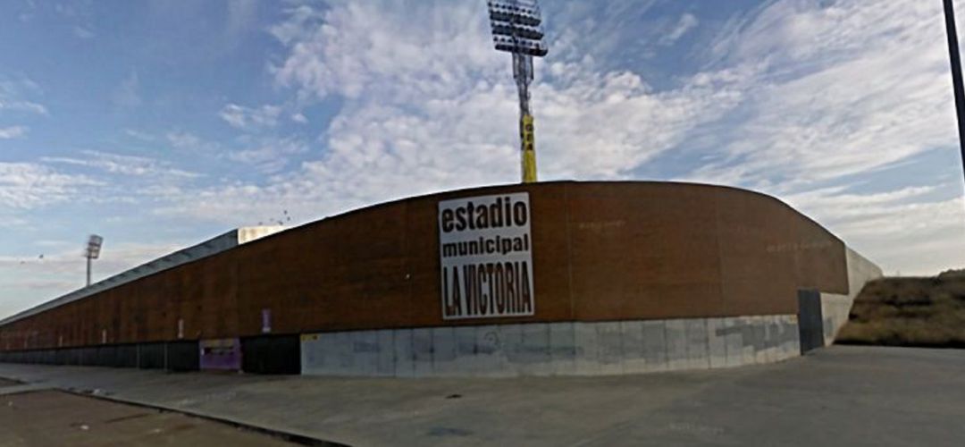 Licitadas las obras del entorno del campo de fútbol de La Victoria. Licitadas las obras del entorno del campo de fútbol de La Victoria.